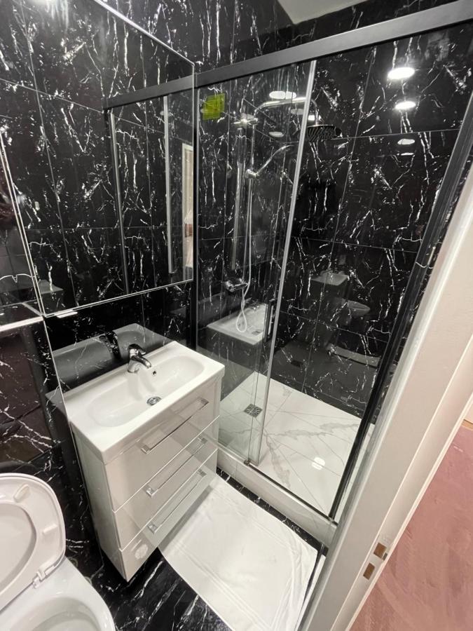 Saint Martin Family Apartment Paris Bagian luar foto